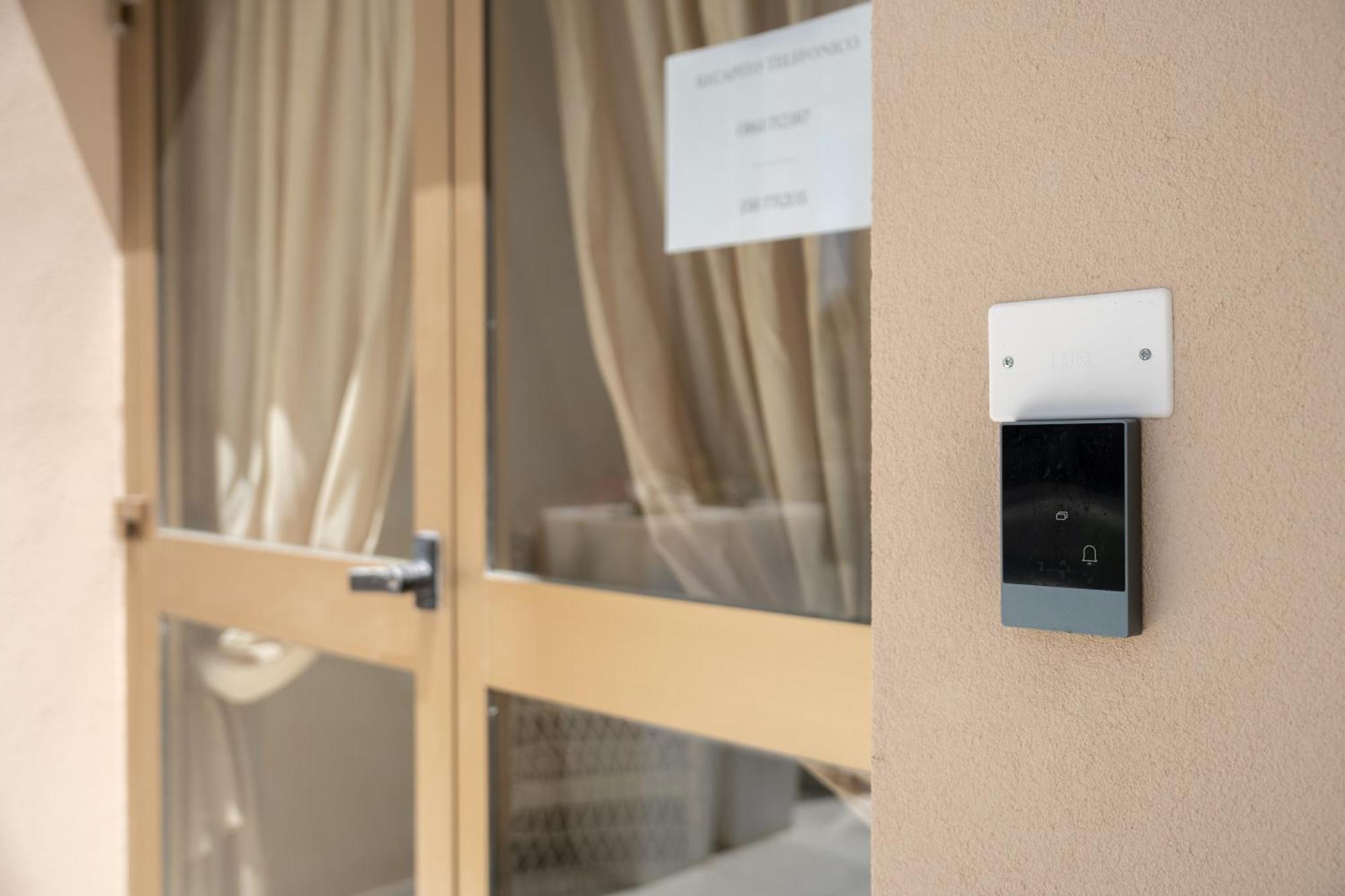 Hotel Petite Fleur Alba Adriatica Εξωτερικό φωτογραφία